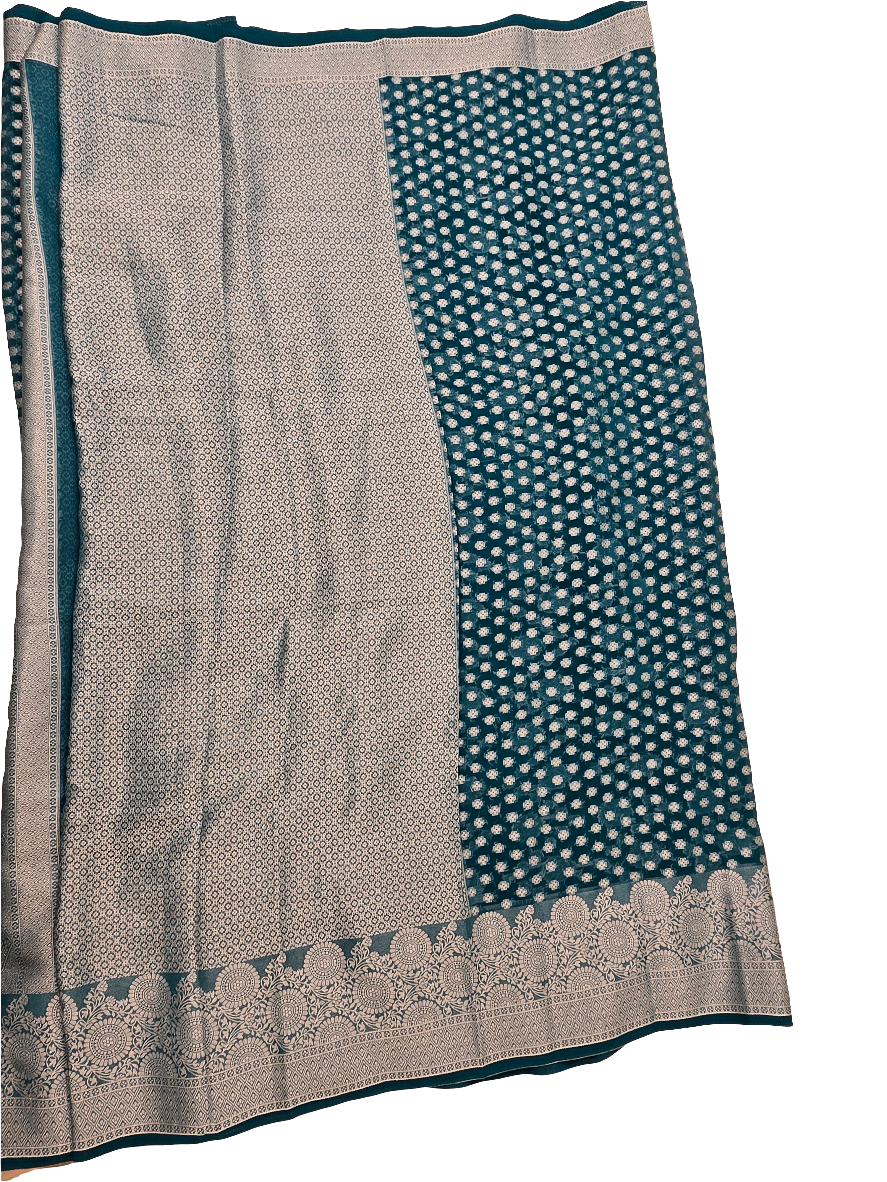 Attractive Green Color Banarasi Silk Saree With Silver Design And Grand Pallu