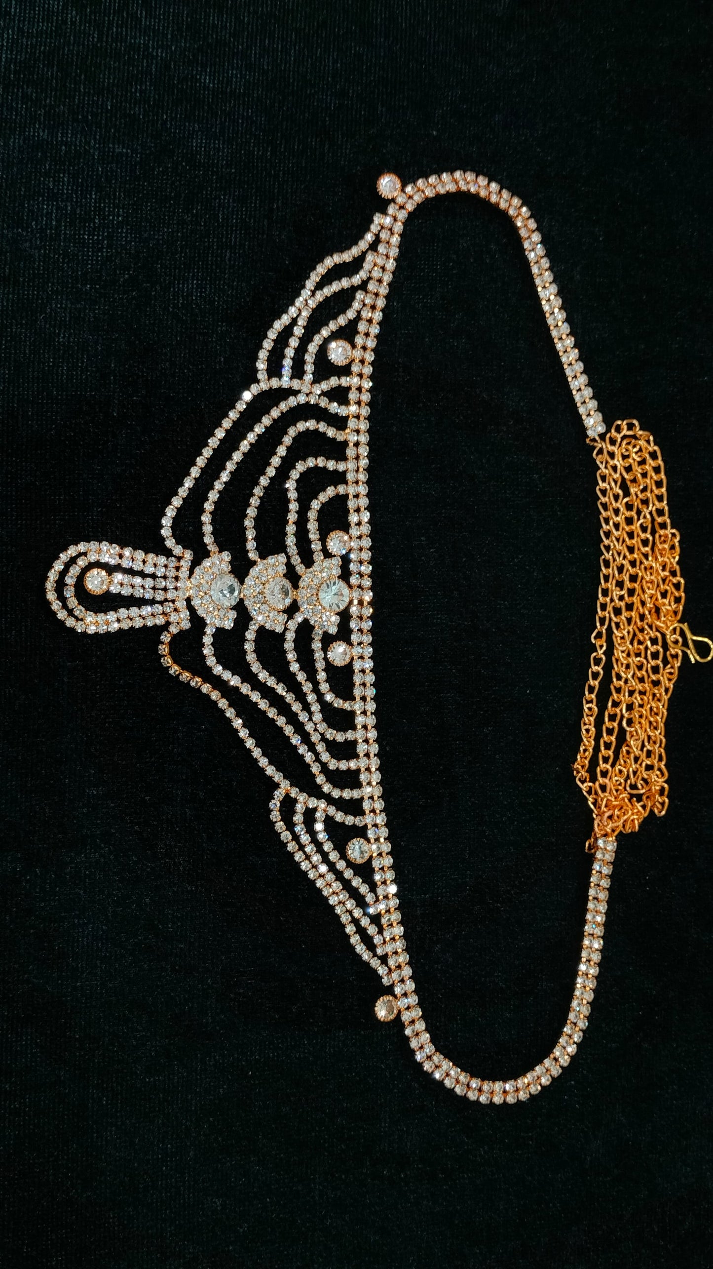 White Stone Worked Unique Designed Antique Gold Hip Chain Near Me