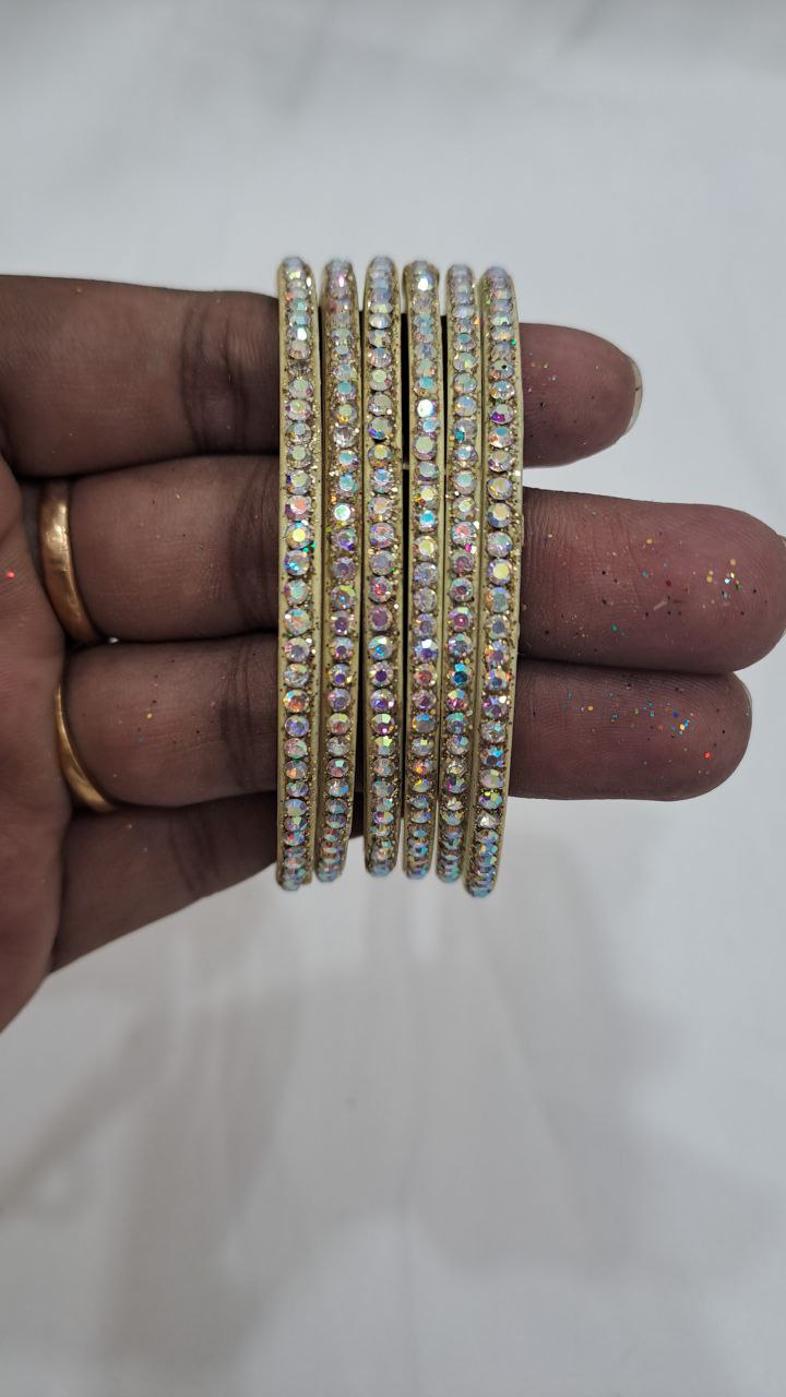 Checked Design Glass Bangles For Women Near Me