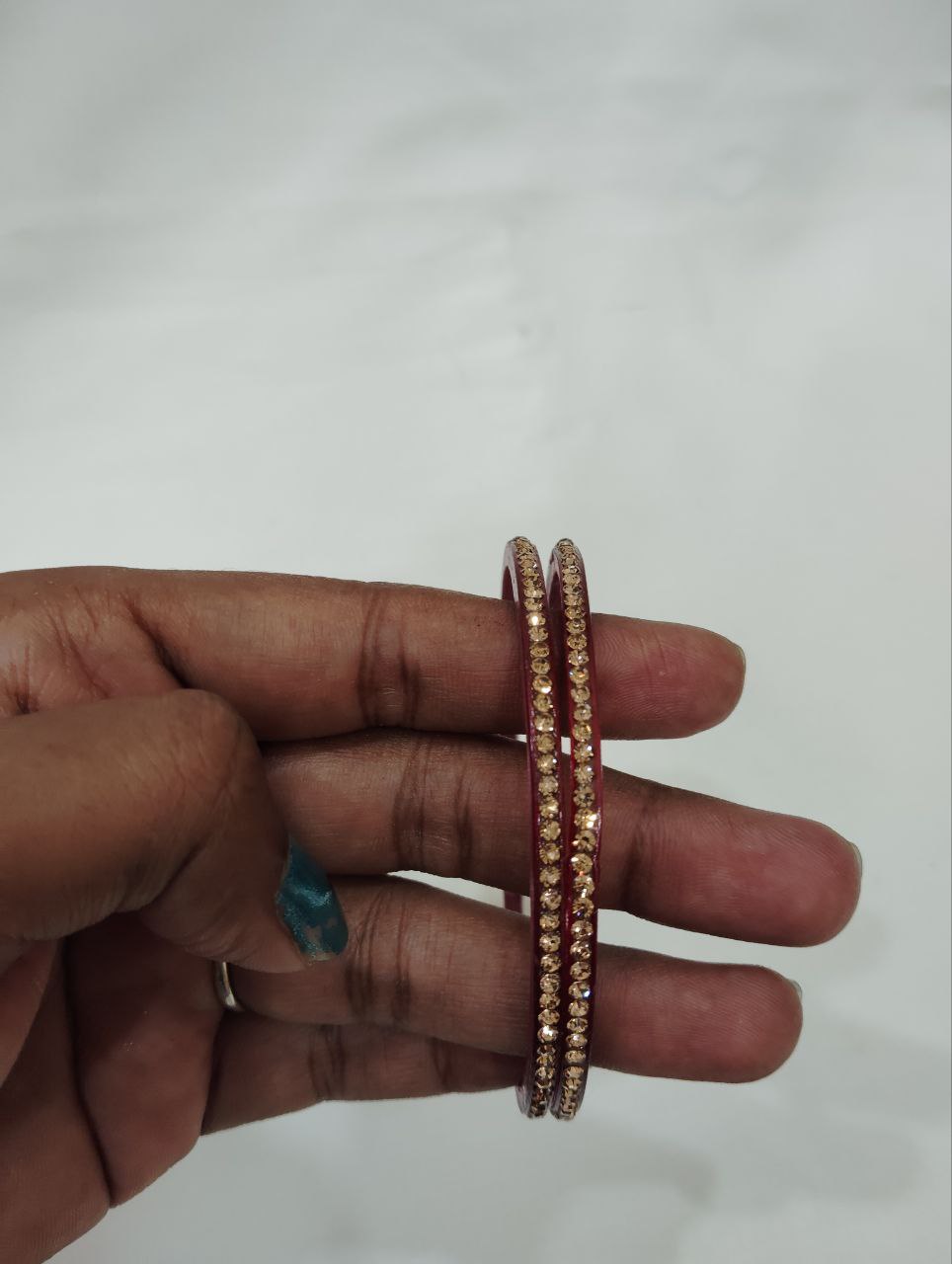 Class Bangles With Twinkling Stone For Women Near Me