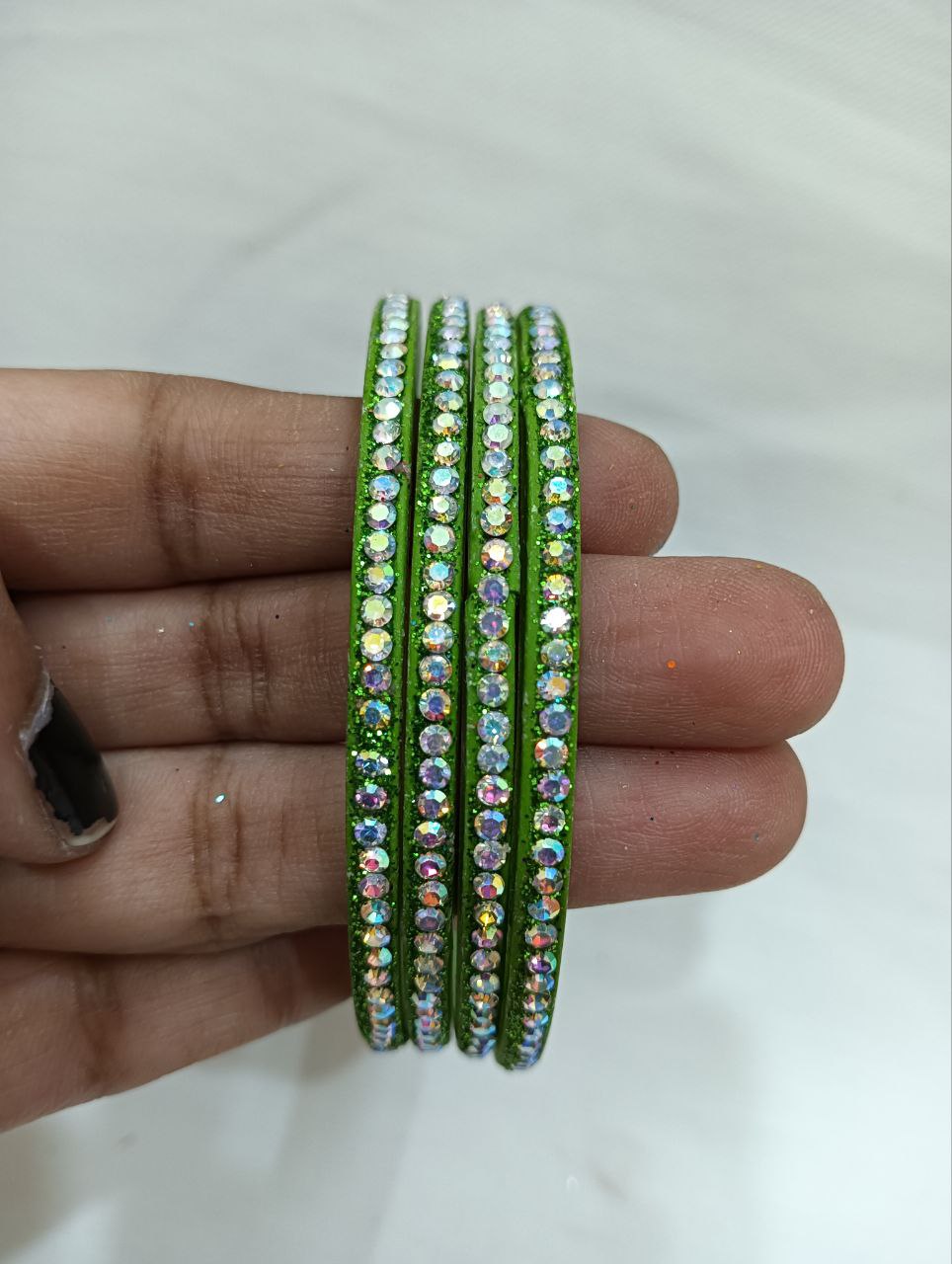 Light Green Color Checked Design Glass Bangles For Women Near Me