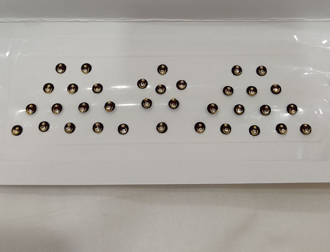 BN1-6 Beautiful maroon color bindis with white stone