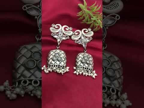 Silver Earrings With Pearls In Phoenix