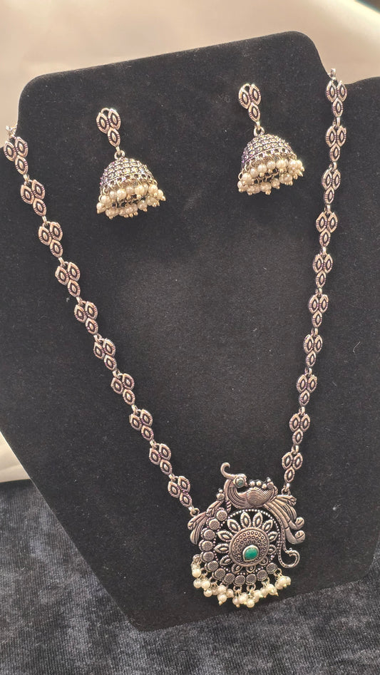 Gorgeous Oxidized Set With Sleek Leaf Designed Chain