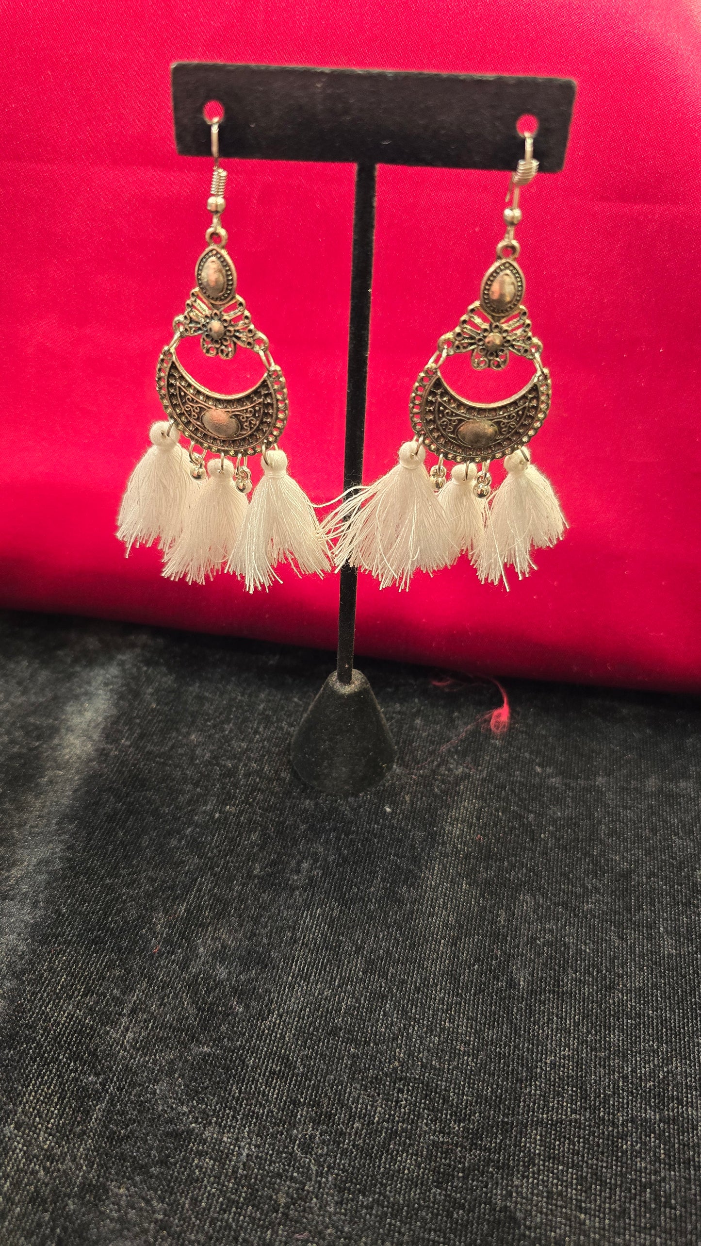 Oxidized Earrings With White Dazzles Near Me