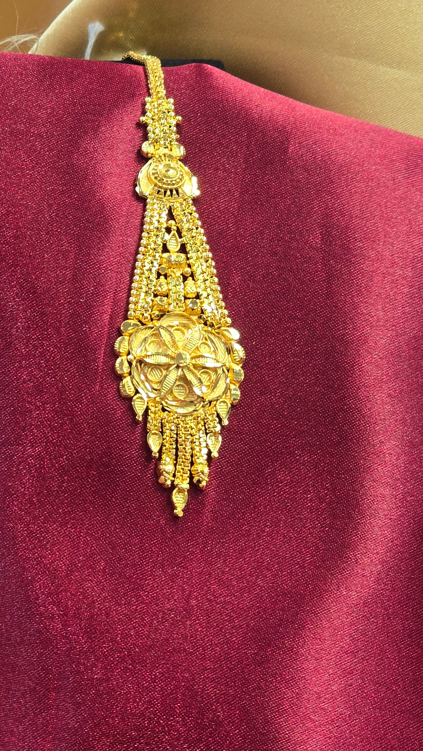 Beautiful Flower Design Gold Plated Tikka