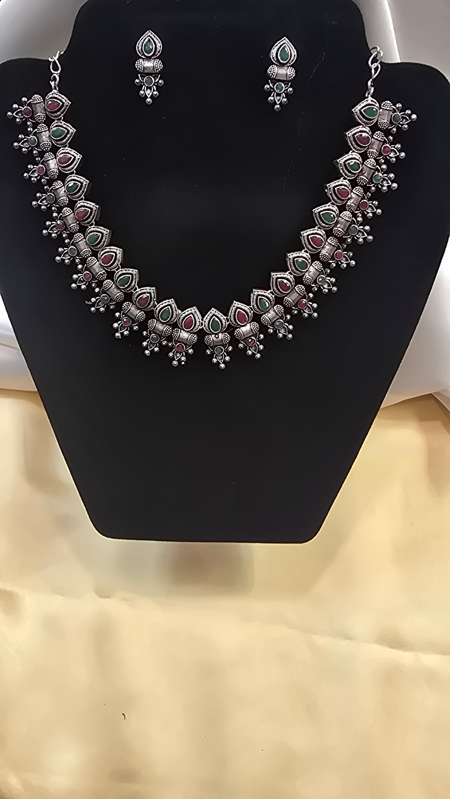 Alluring Multicolor Oxidized Necklace With Earrings
