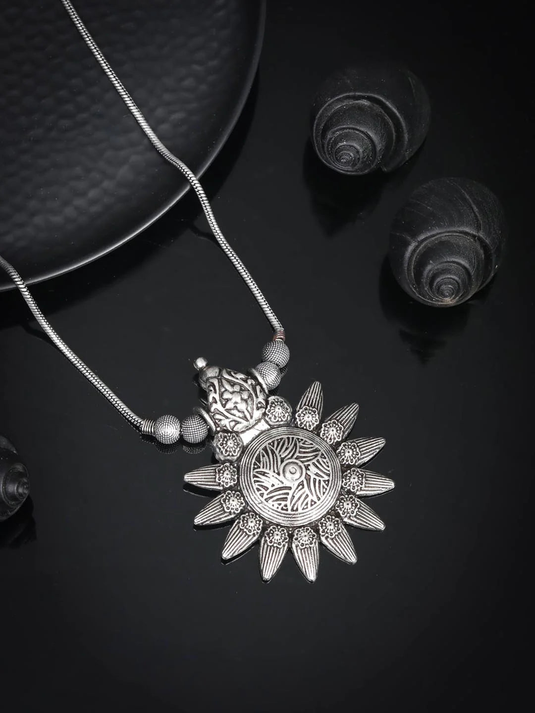 Silver Oxidized Chain With Flower Pendant Near Me