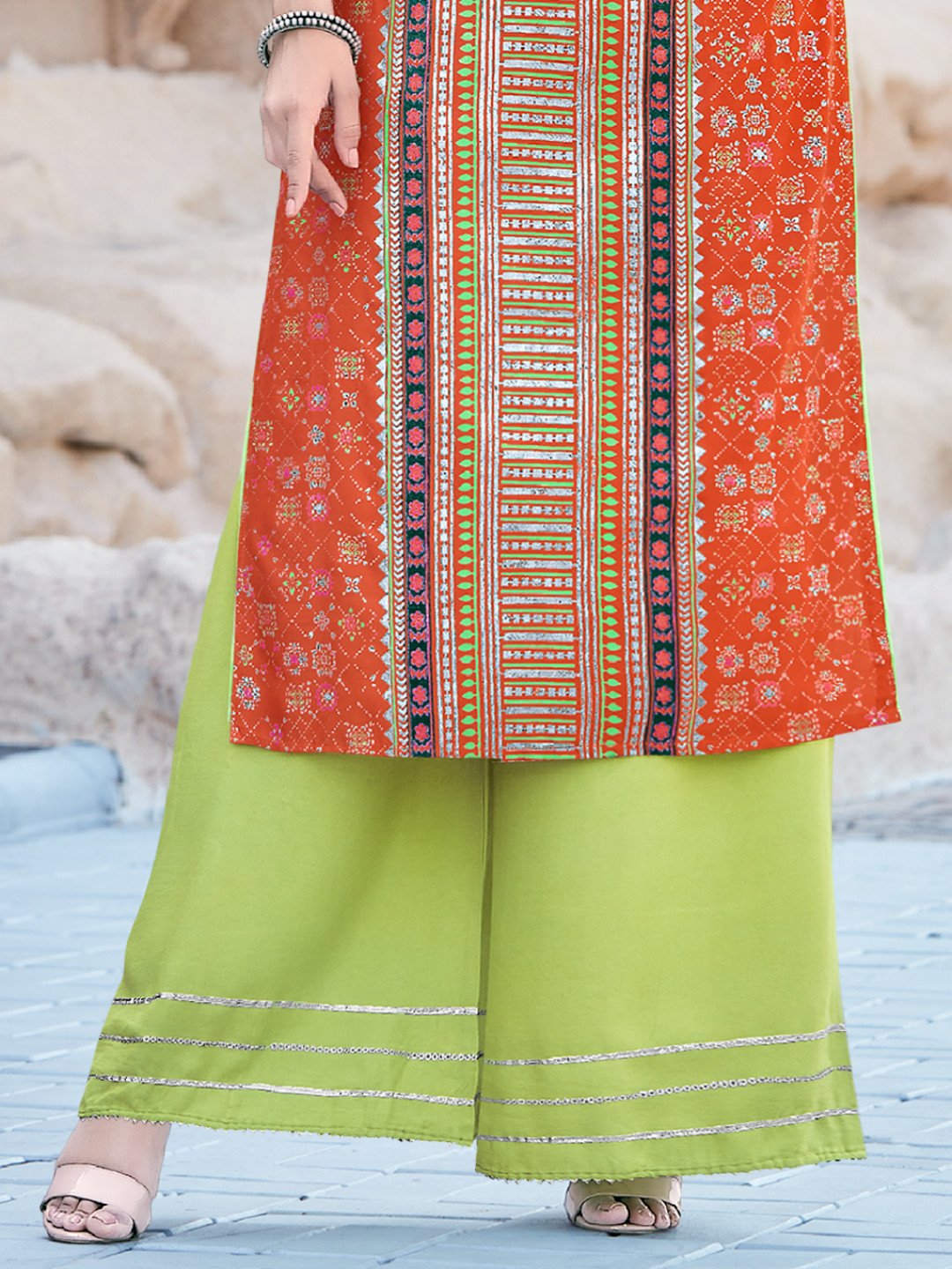 Printed Kurti With Green Palazzo Pants In Globe
