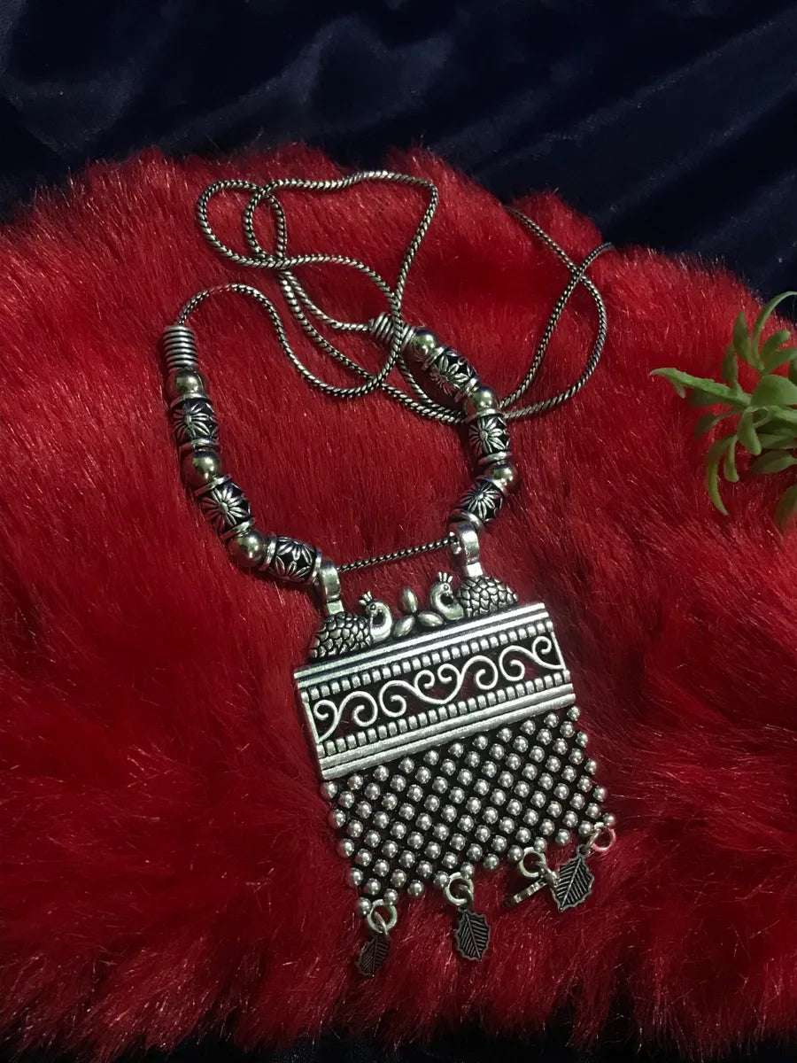 Silver Plated Oxidized Chain With Square Pendant Near Me