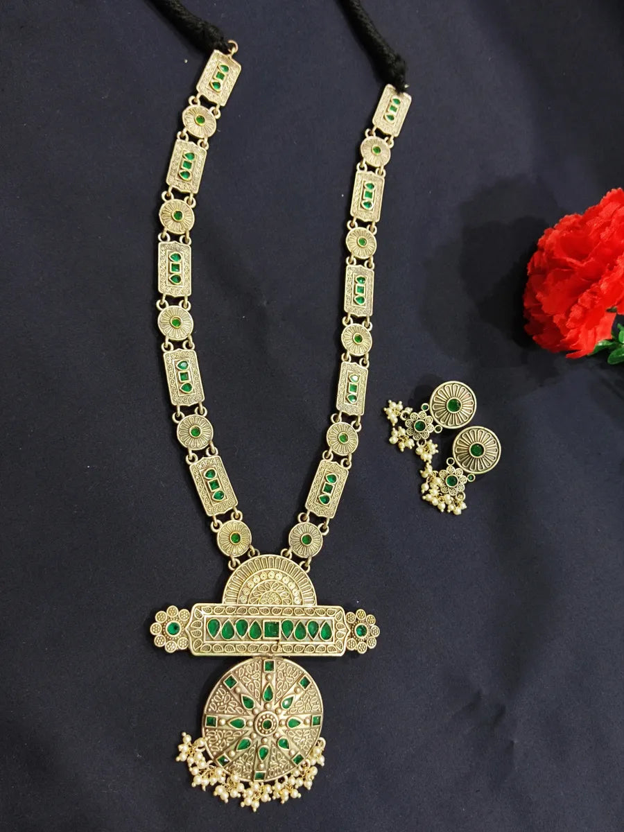 Long Oxidized Long Chain With Earrings In Prescott