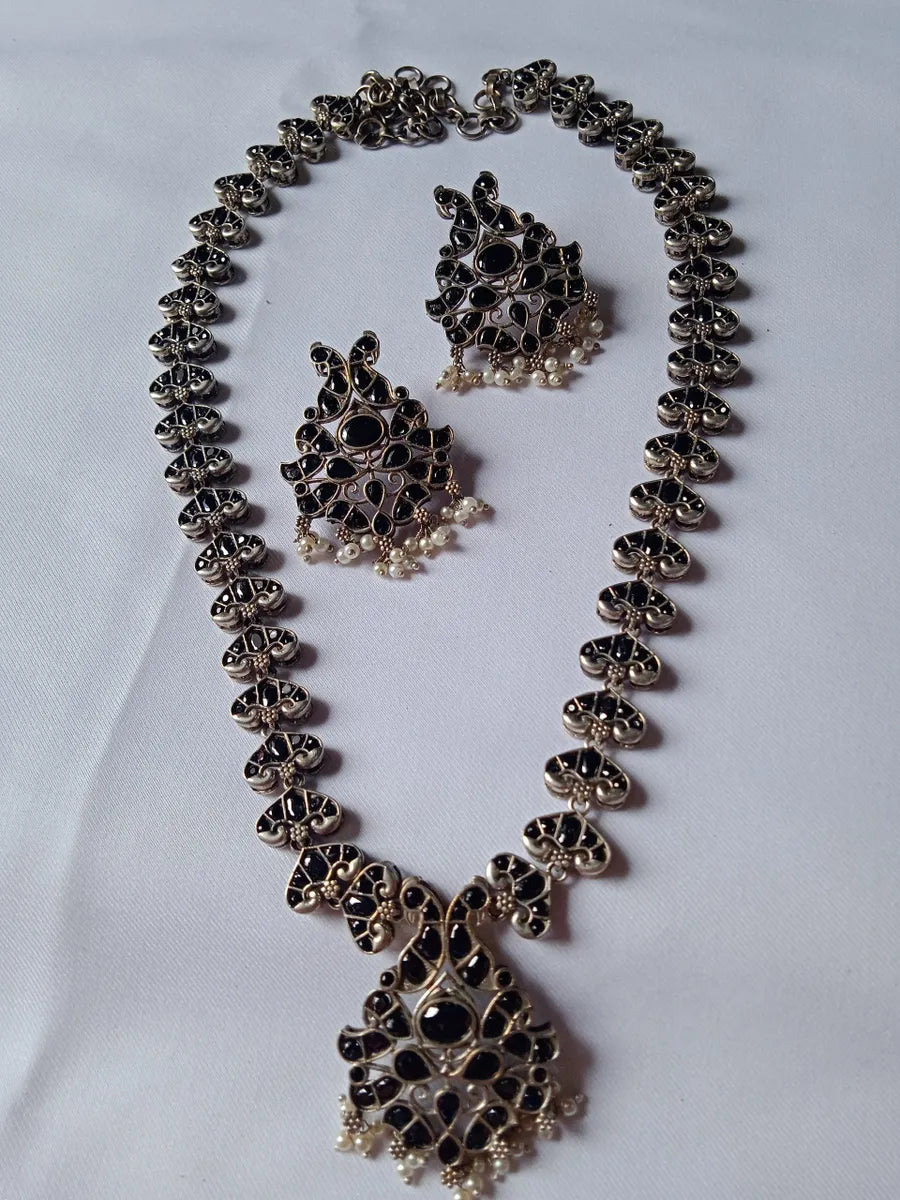 Black Stone Long Necklace With Earrings Made With Brass And Copper In Phoenix