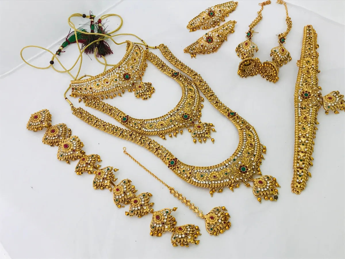 Traditional South Indian Antique Gold Matte Finish Bridal Set Jewelry