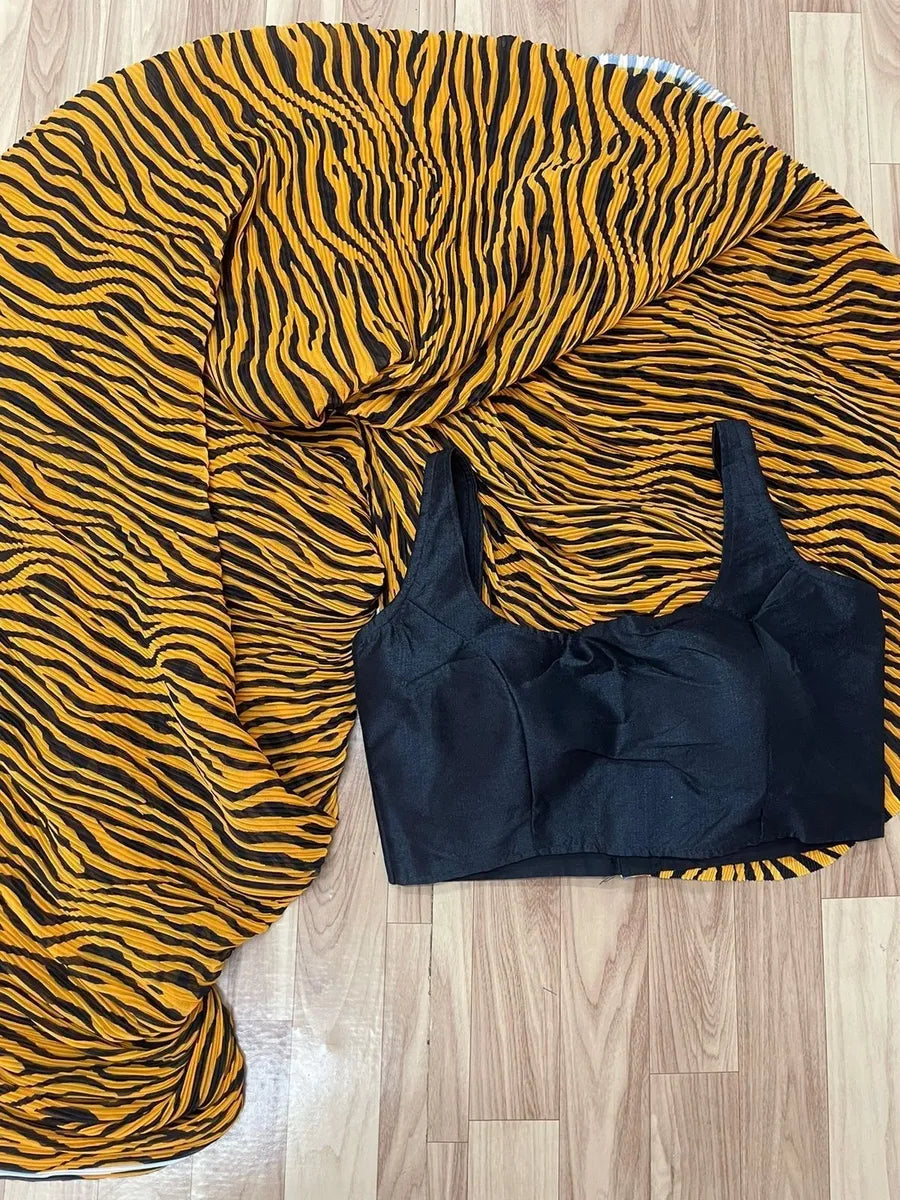 Digital Print Of Georgette Crush Saree For Women