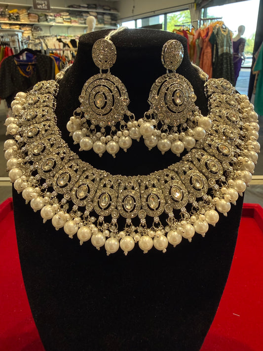 Attractive White Stones And Pearls Hanging Choker With Earrings Set For Women