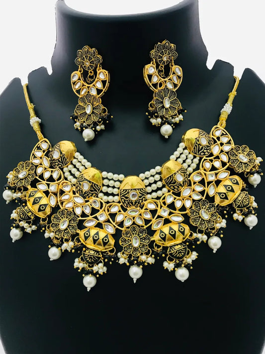 Gorgeous Designer Matte Finished Antique Gold Necklace With Earrings