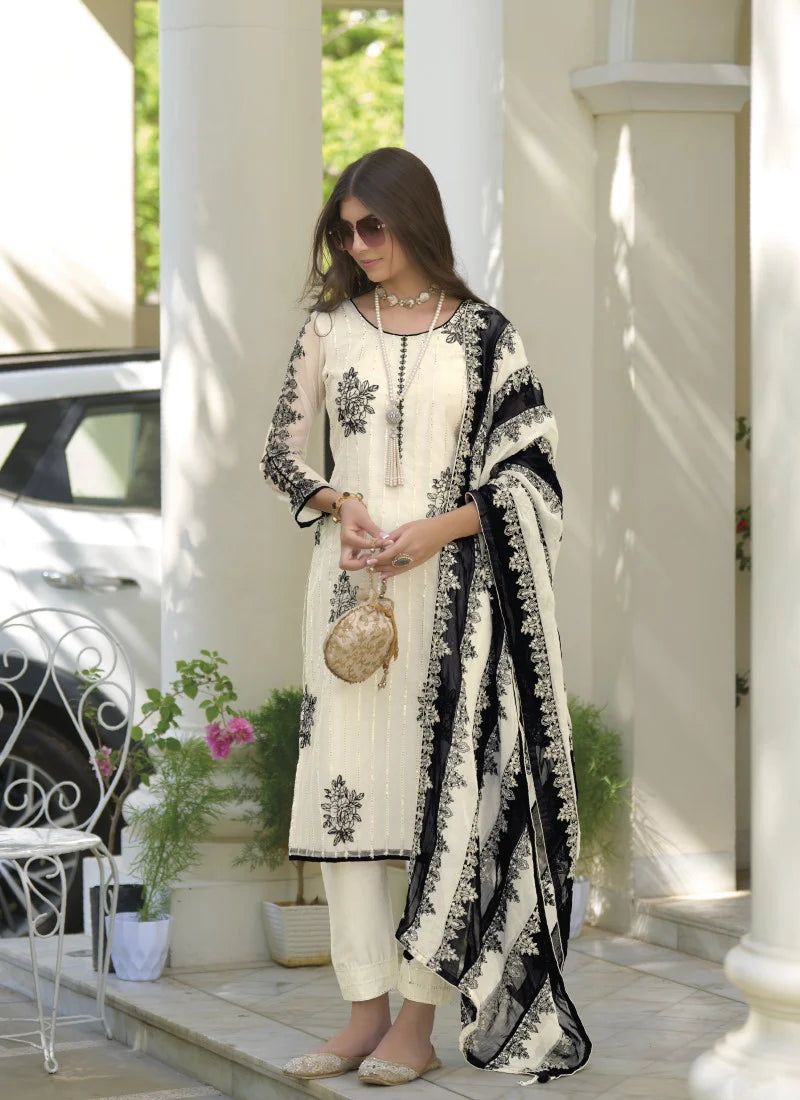 Elegent White Color Heavy Organza Salwar Suits For Women