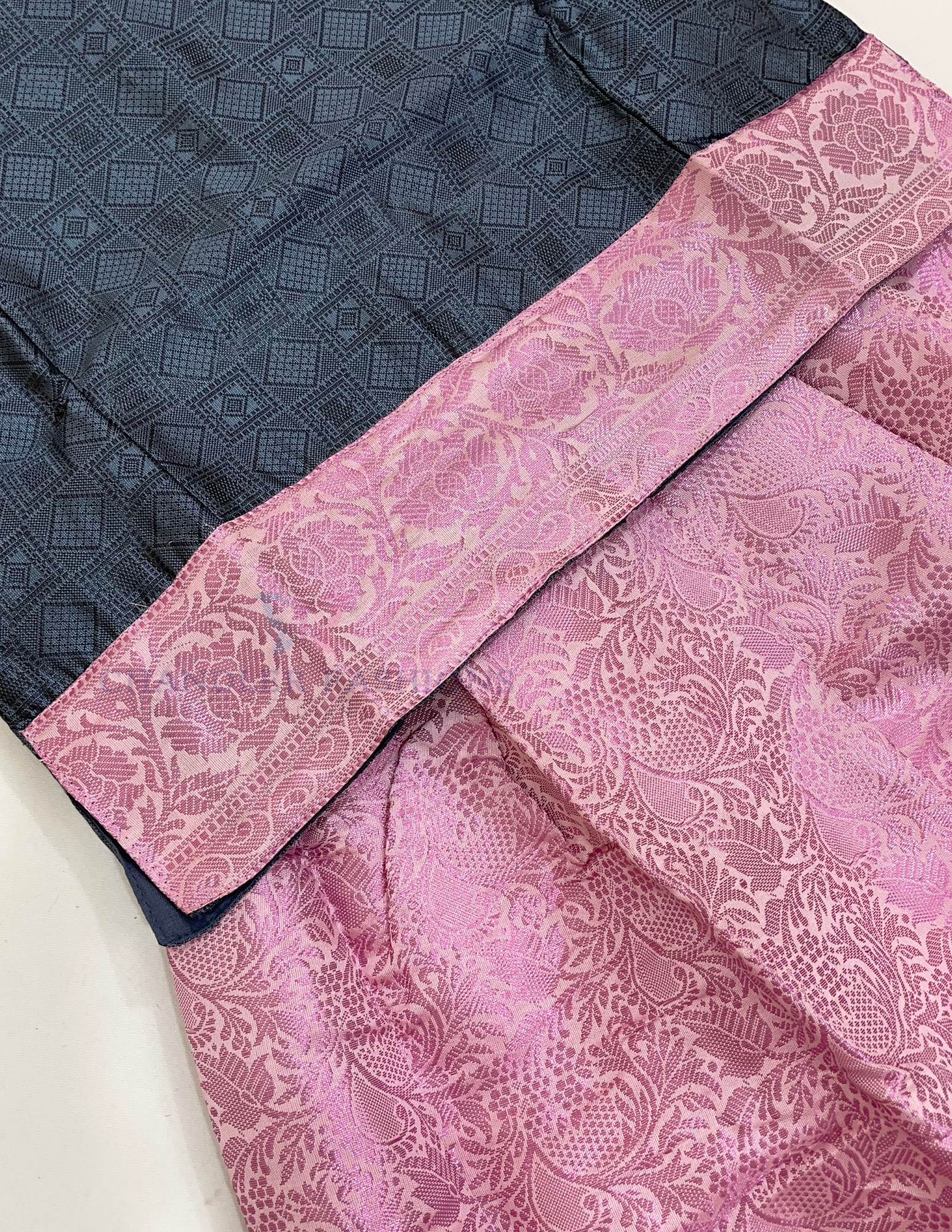 Gray And Pink Colored Self Design Silk Langa Sets In Surprise