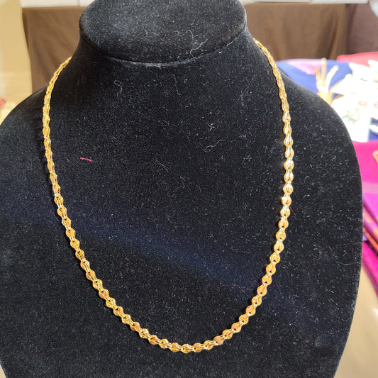 Attractive Gold plated Simple Snake Designed Necklace