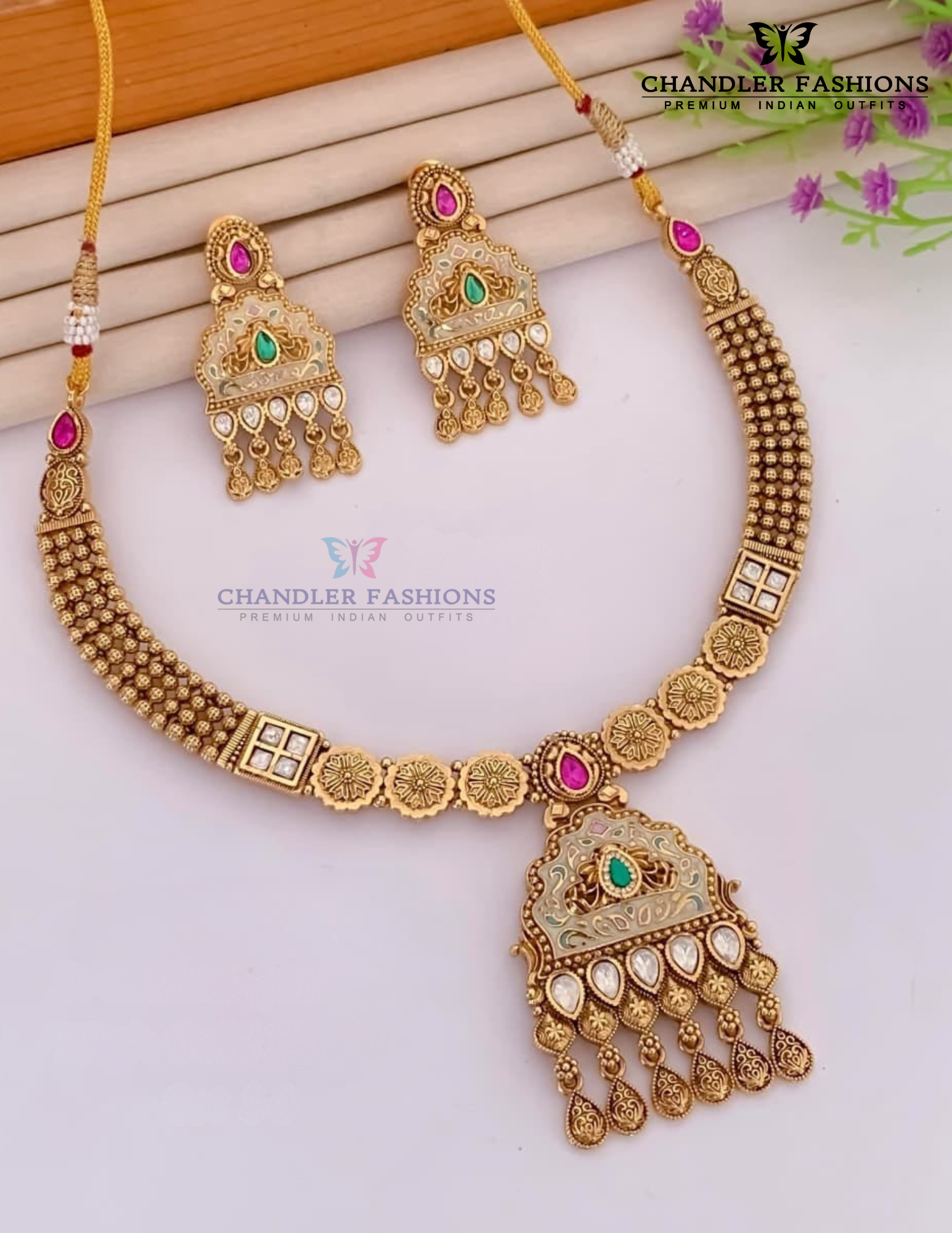 White Color Stone Traditional Antique Gold Necklace With Earrings Net Me