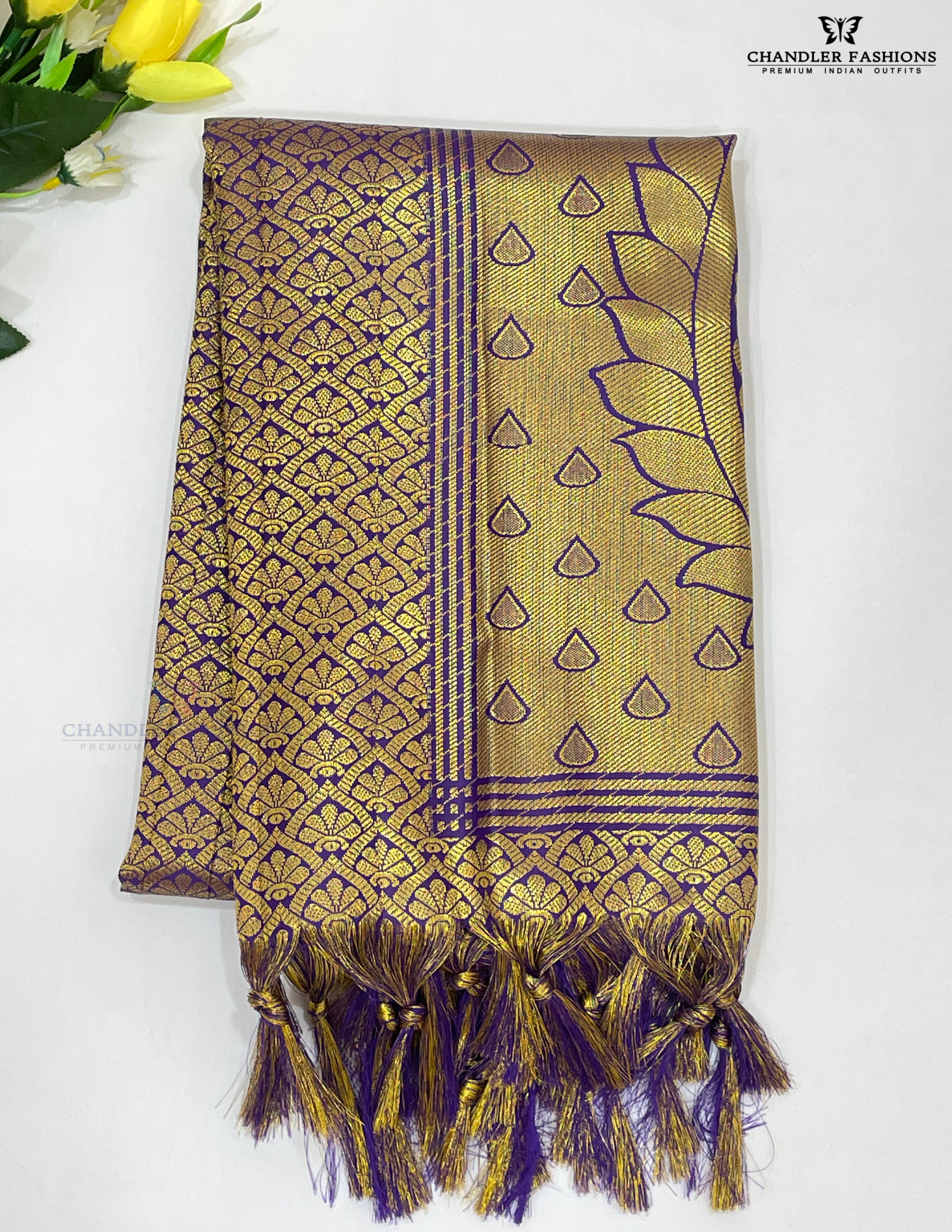 Beautiful Violet Color Silk Shawl With Zari Work (Ponnadai) 
