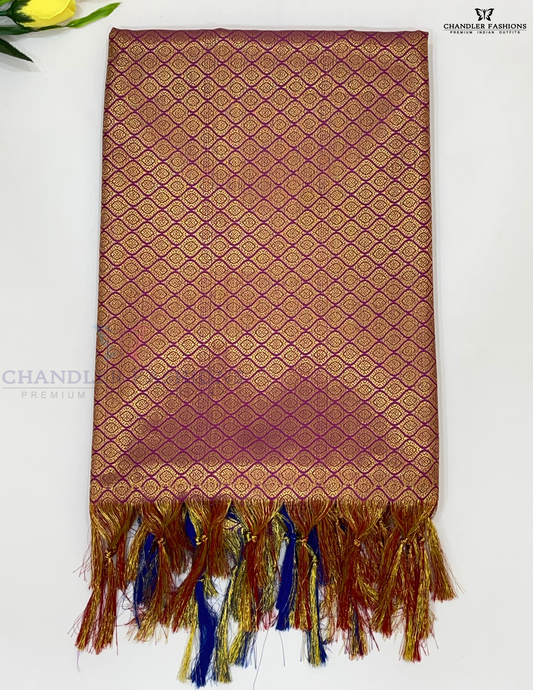 Alluring Purple Color Silk Shawl (Ponnadai) For Guest