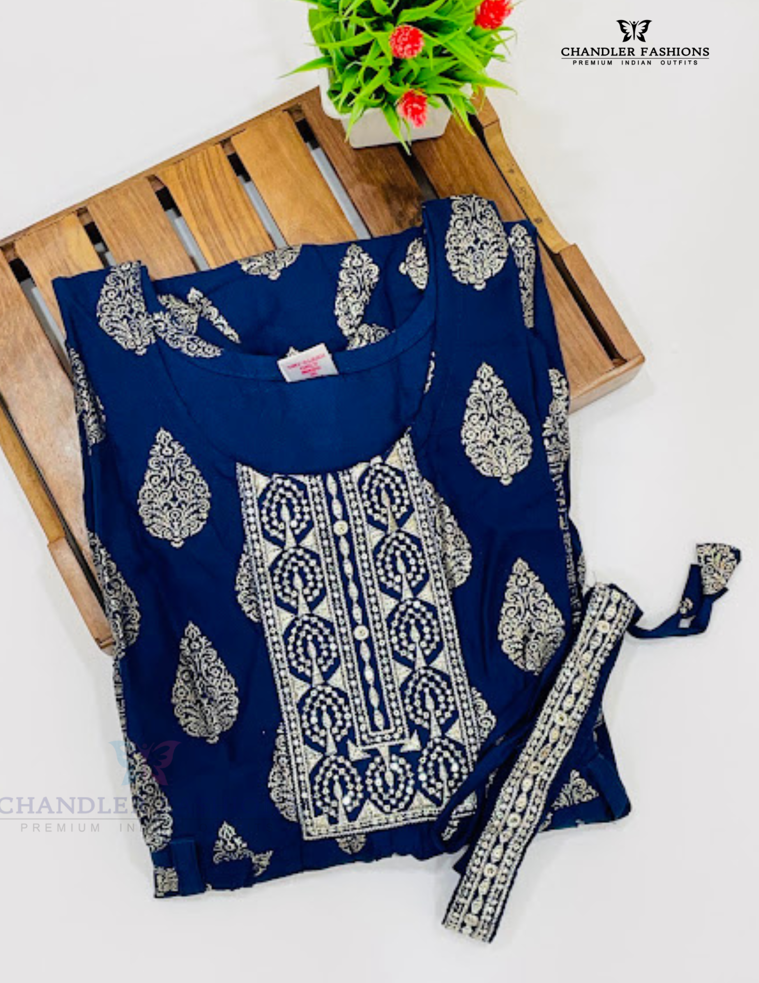 Pretty Printed Work Rayon Kurti For Women In Suncity