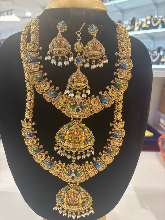 Gorgeous Antique Gold Bridal Necklace And Earrings With Tikka For Women