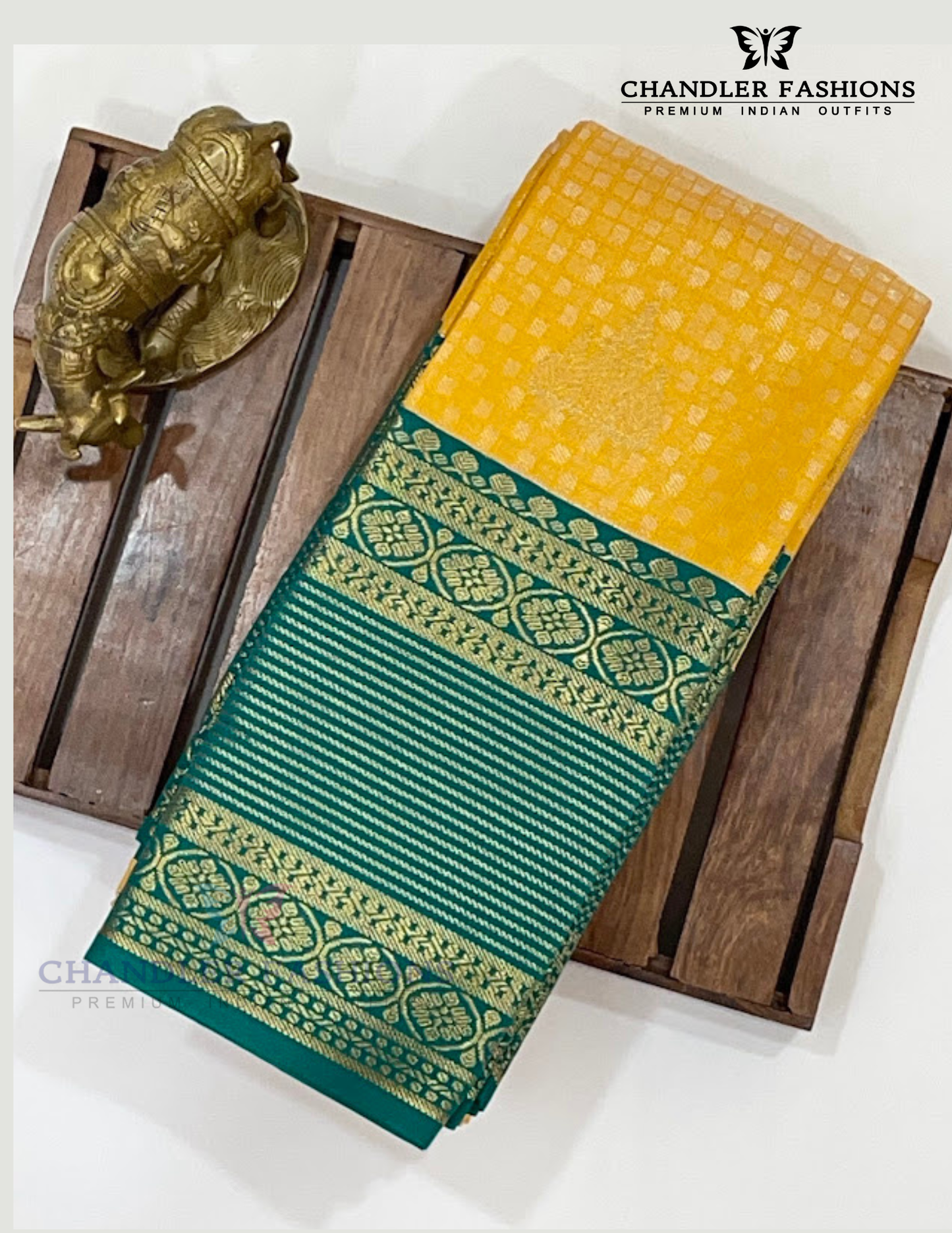 Alluring Yellow Color Soft Silk With Zari Work Contrast Pallu Saree For Women Near Me