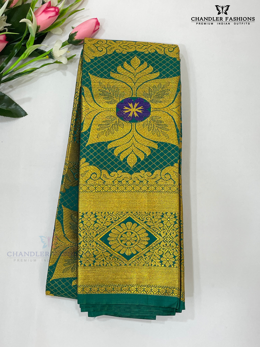 Charming Green Color Silk Shawl With Zari Work (Ponnadai) For Guest