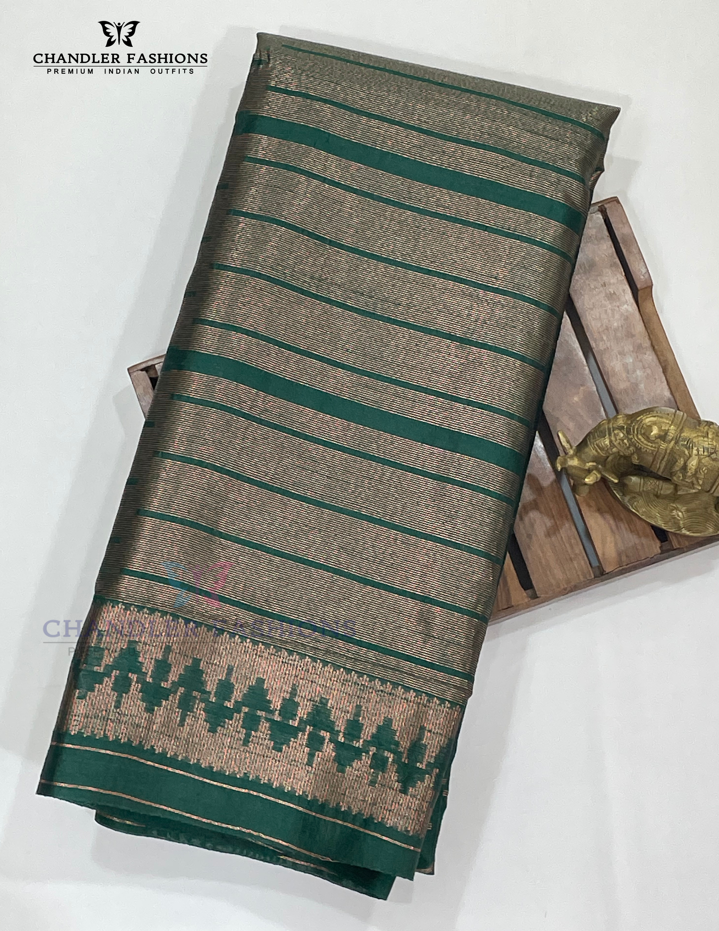 Attractive Green Colored Silk Cotton Saree For Women Near Me