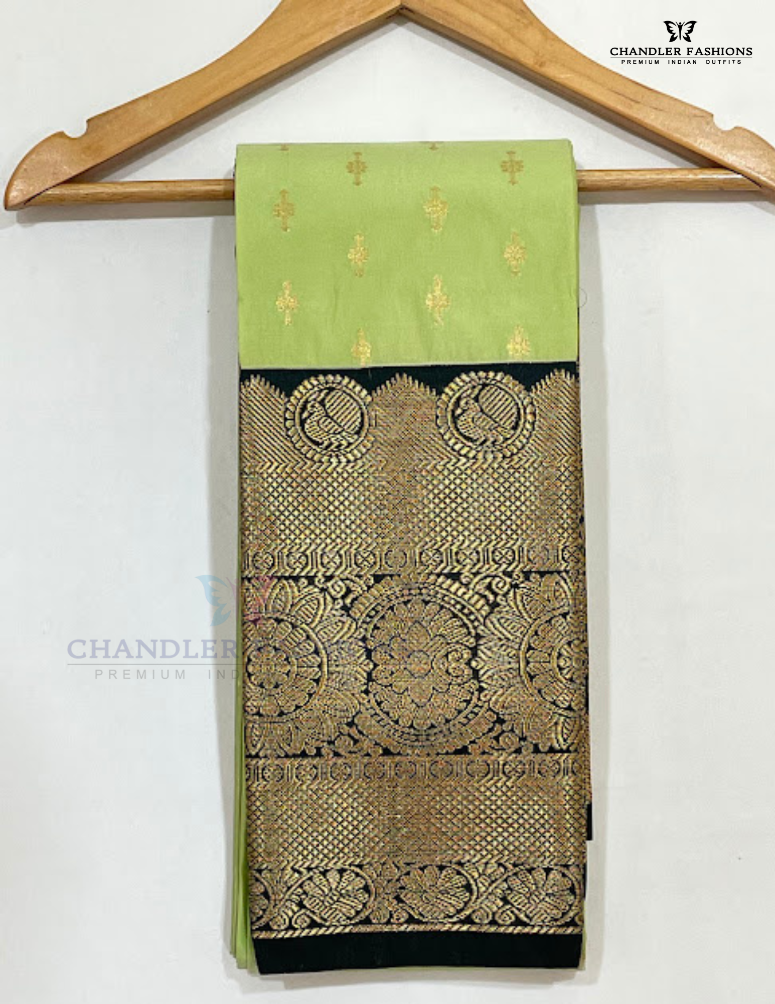 Pista Green Color Pure Kanchi Silk With Dark Green Traditional Motifs Border And Gold Zari Work Saree Near Me