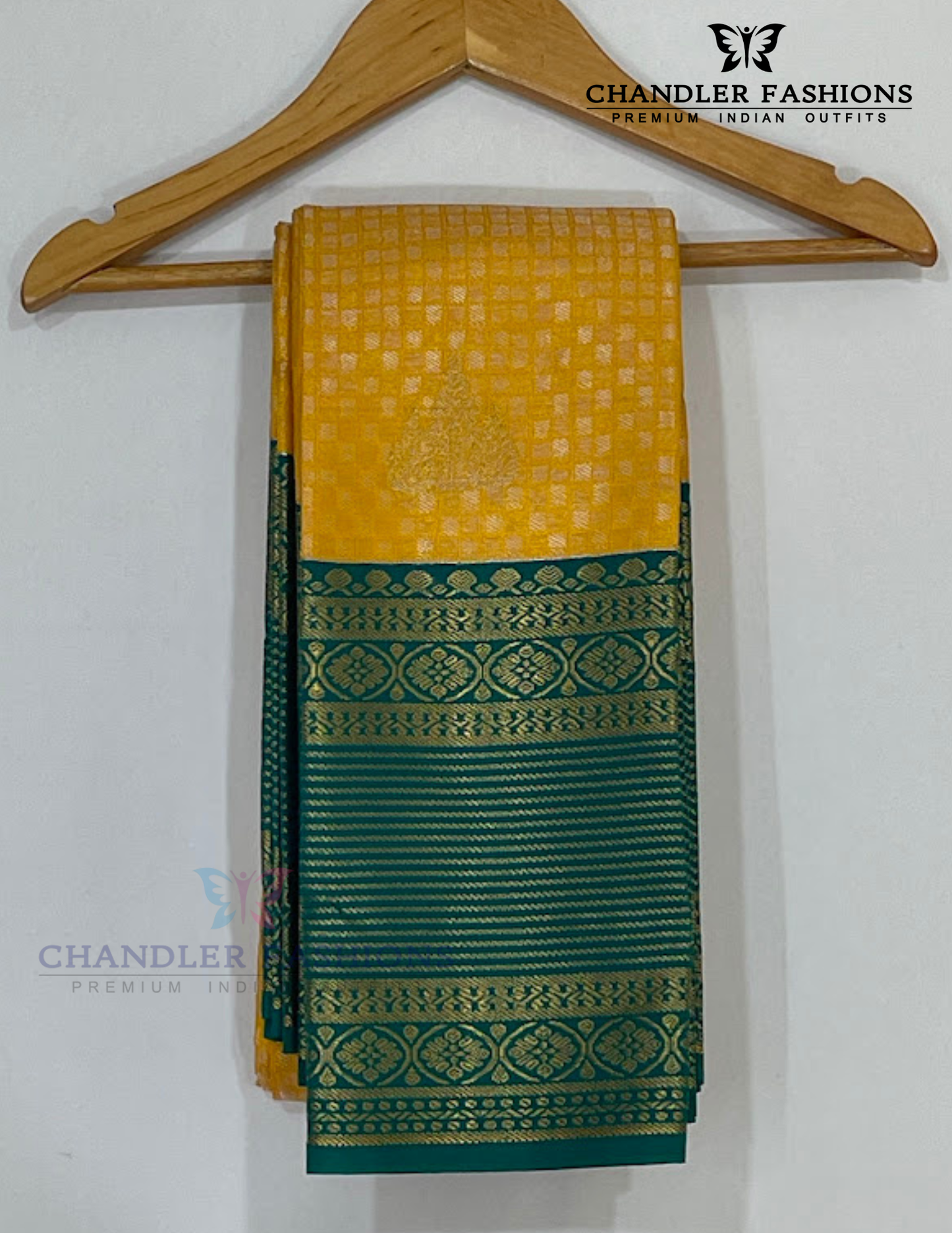 Alluring Yellow Color Soft Silk With Zari Work Contrast Pallu Saree For Women In USA