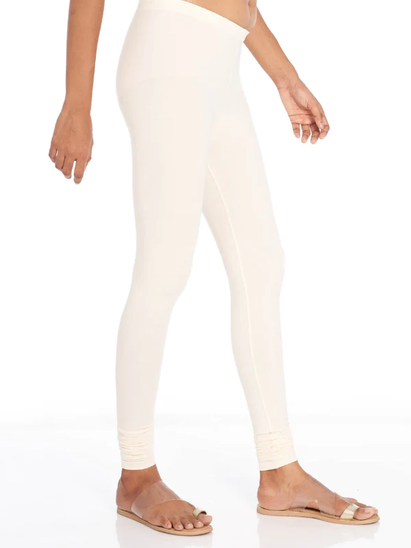 Stretchable White Color Leggings in Flagstaff