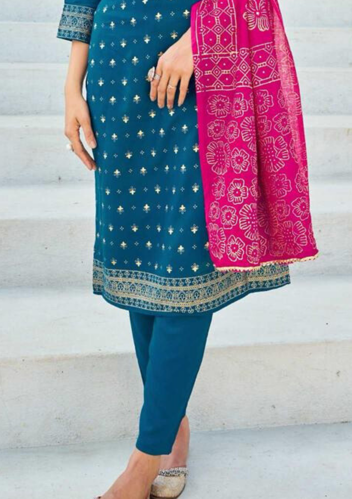 Glamorous Teal Blue Color Kurti With Foil Print And Dupatta In Tempe