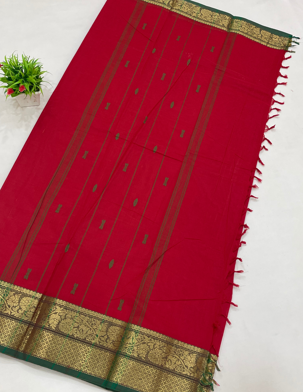 Red Color Cotton Saree With Zari Work In USA