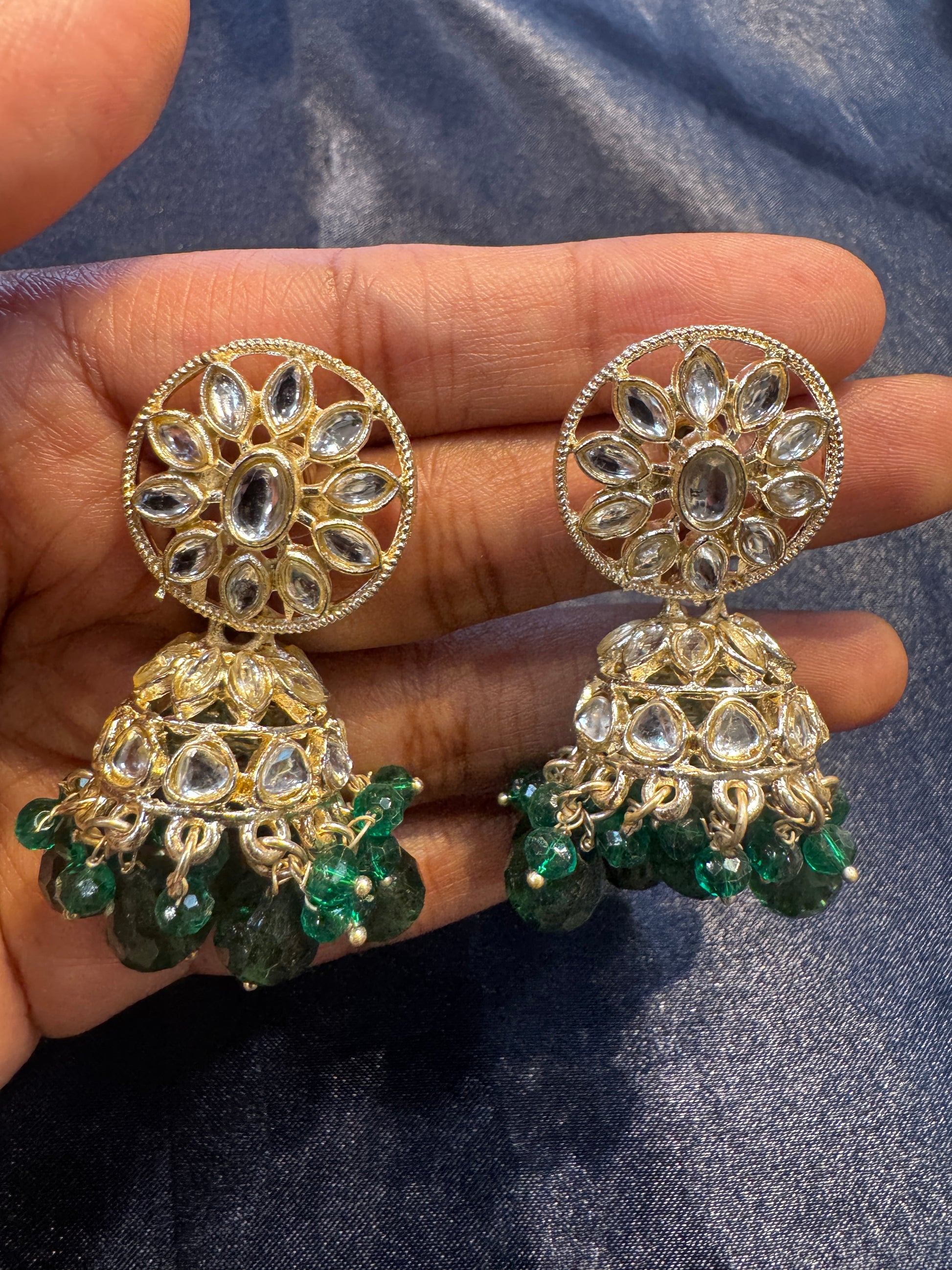 Beautiful White Kundan Stones And Emerald Green Hangings Jhumka