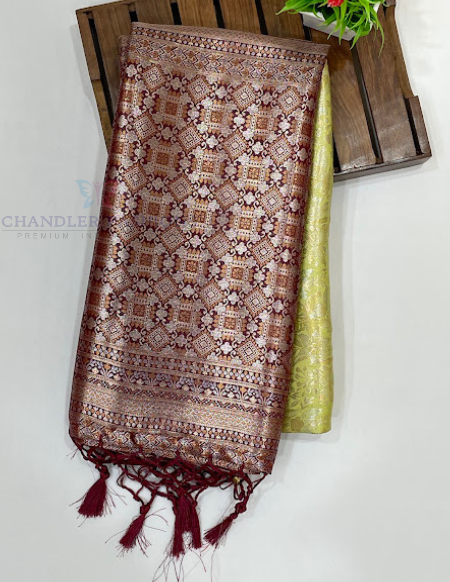 Light Green And Maroon Soft Silk Saree With Designer Zari Work In USA