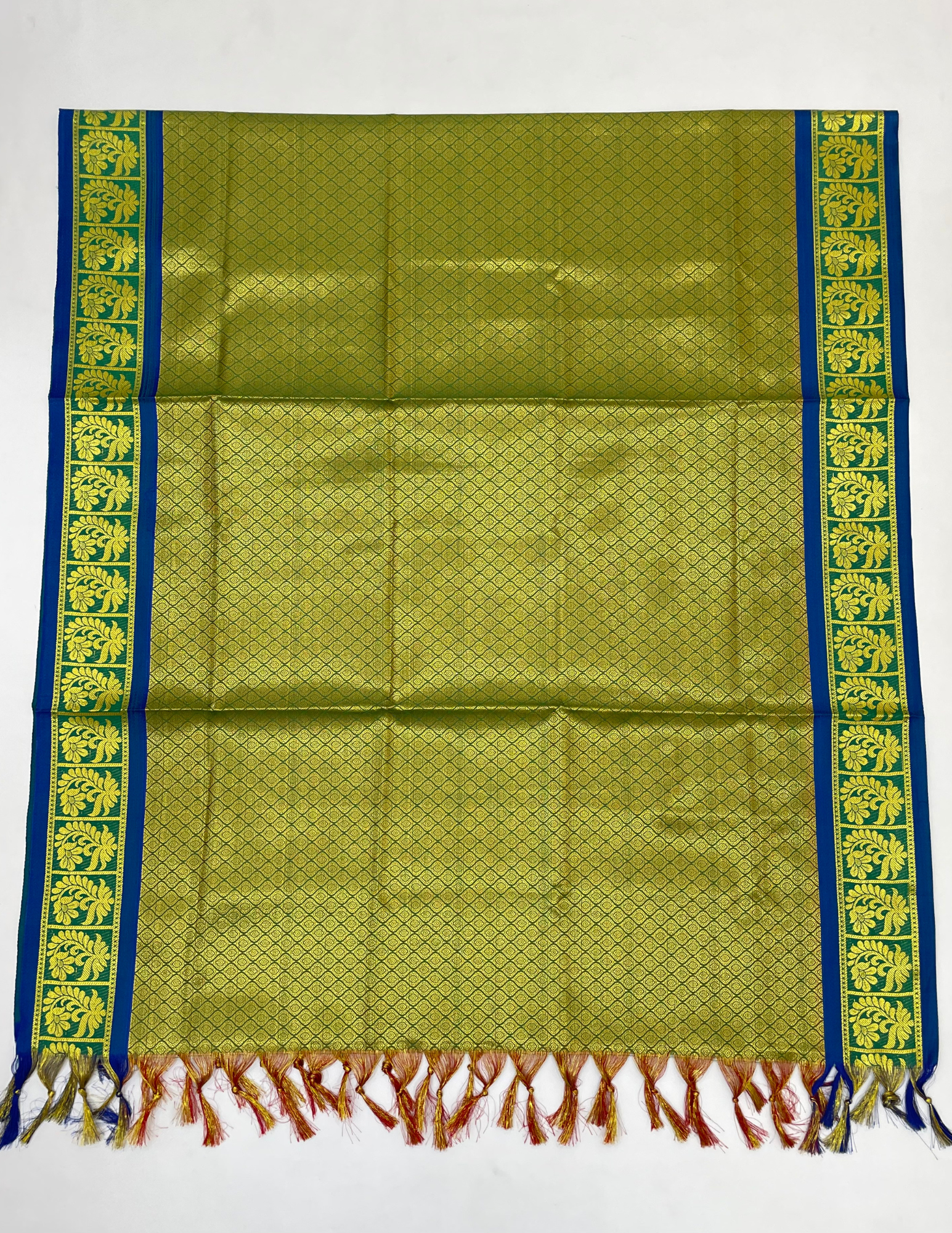 Pretty Green Color Silk Shawl With Zari Work In USA