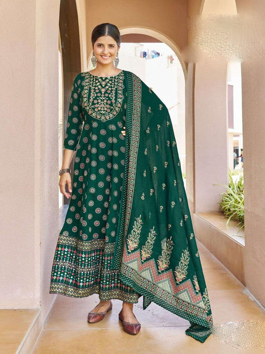 Beautiful Green Colored Rayon Printed Kurtis With Dupatta For Women