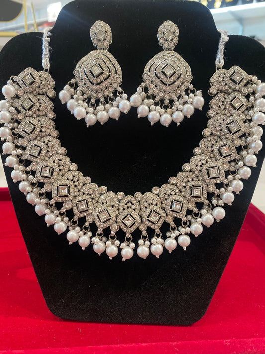 Stunning White Color Stone And Pearl Necklace Set With Matching Earrings For Women