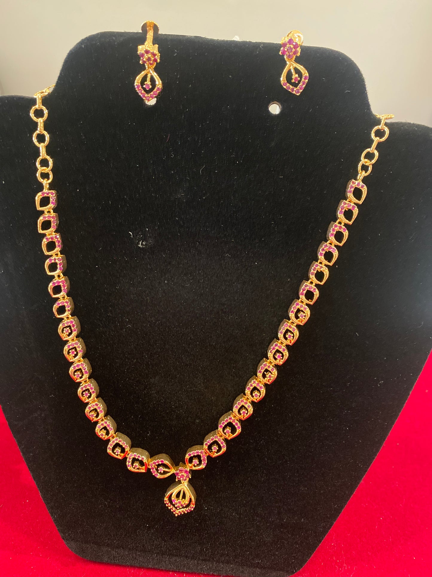 Beautiful Red Stones  Gold Plated Necklace With Earrings Set