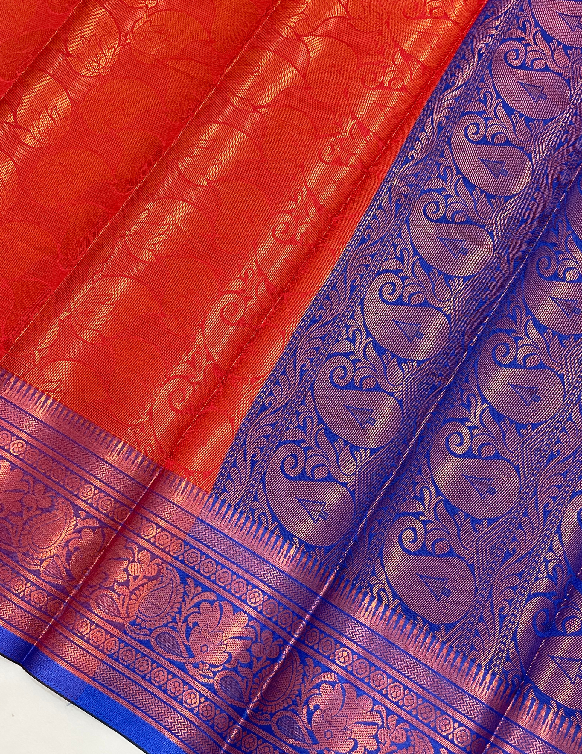 Red Color Contrst pallu Saree In Arizona