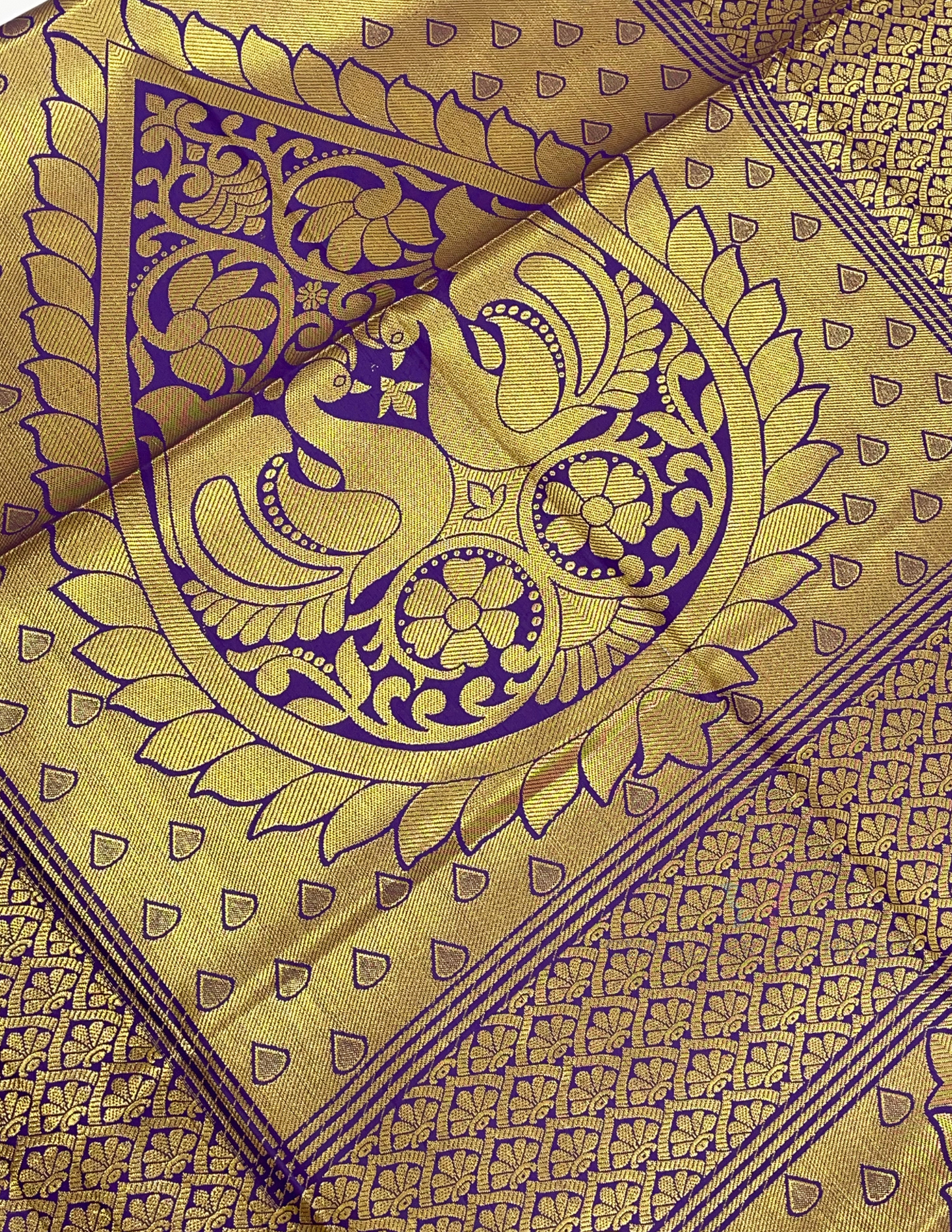 Beautiful Violet Color Silk Shawl With Zari Work (Ponnadai) in Apache Junction 