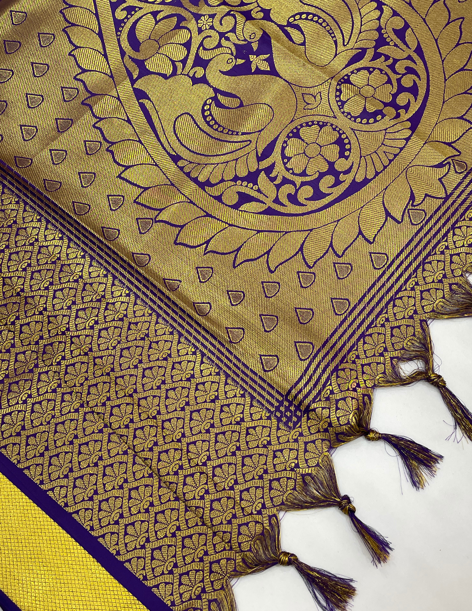 Indian Ethnic Wear In USA