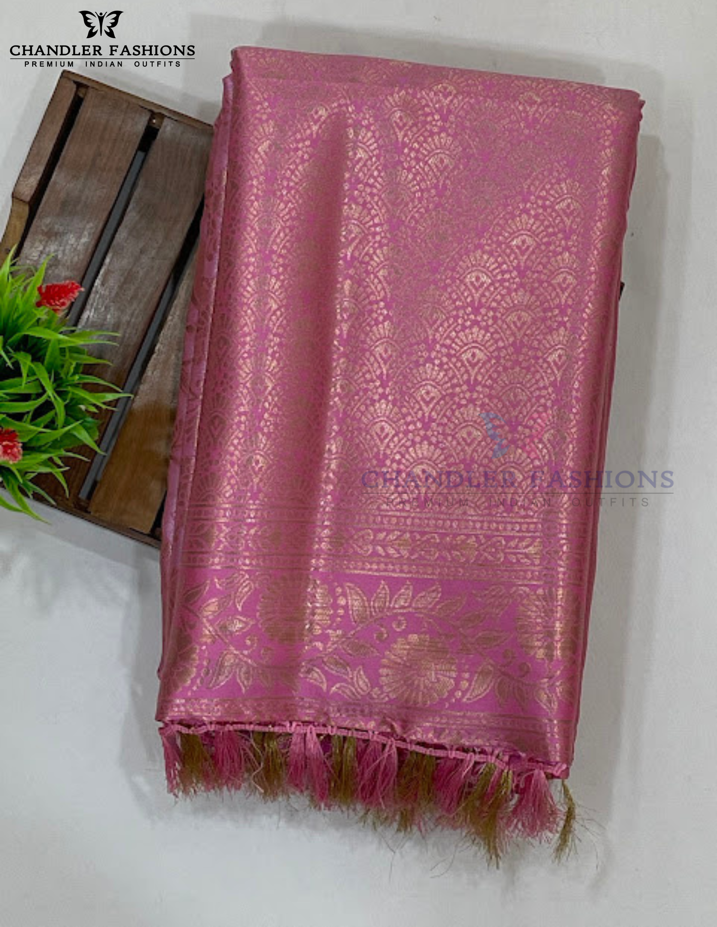 Beautiful Pink Color Art Silk Saree With Contrast Pallu For Women Near Me