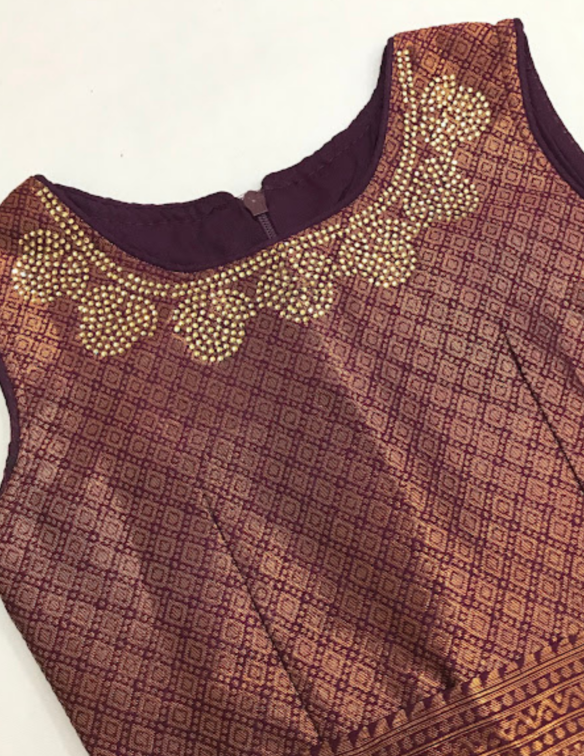 Dark Purple Color Choli 
Sets In Suncity