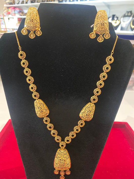 Elegant Traditional Gold Filigree Necklace Set With Matching Dangle Earrings For Women