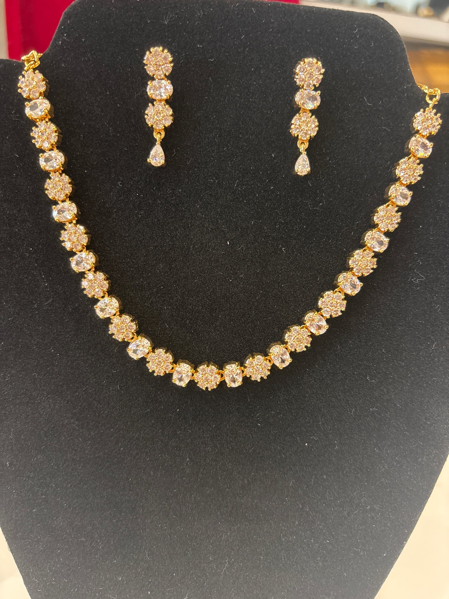 Stunning White Stones Gold Necklace With Earrings Set