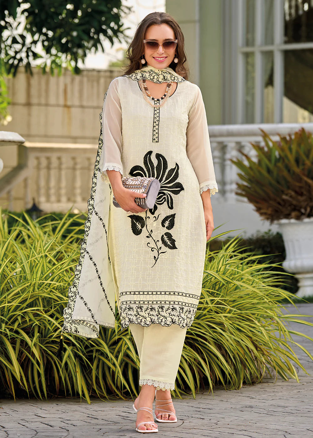 Heavenly White Colored Heavy Organza Salwar Suits With Embroidery Dupatta